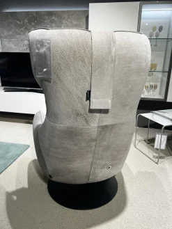 Sessel Charles Leder Crazy Nubuk Beige Grau 2510 41 Platte Rund Schwarz Matt Pulverbeschichtet Inklusive Nackenkissen