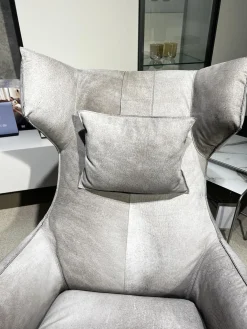 Sessel Charles Leder Crazy Nubuk Beige Grau 2510 41 Platte Rund Schwarz Matt Pulverbeschichtet Inklusive Nackenkissen