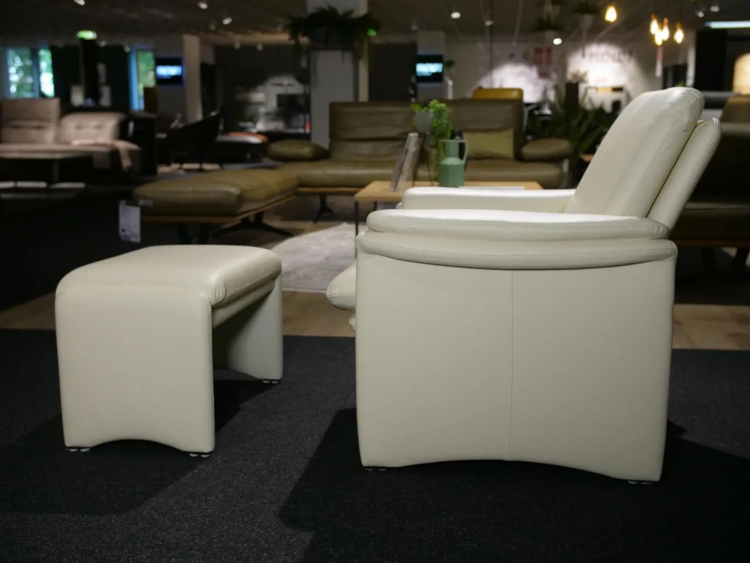 Sessel City Bezug Leder 42.310 Beige Mit Hocker