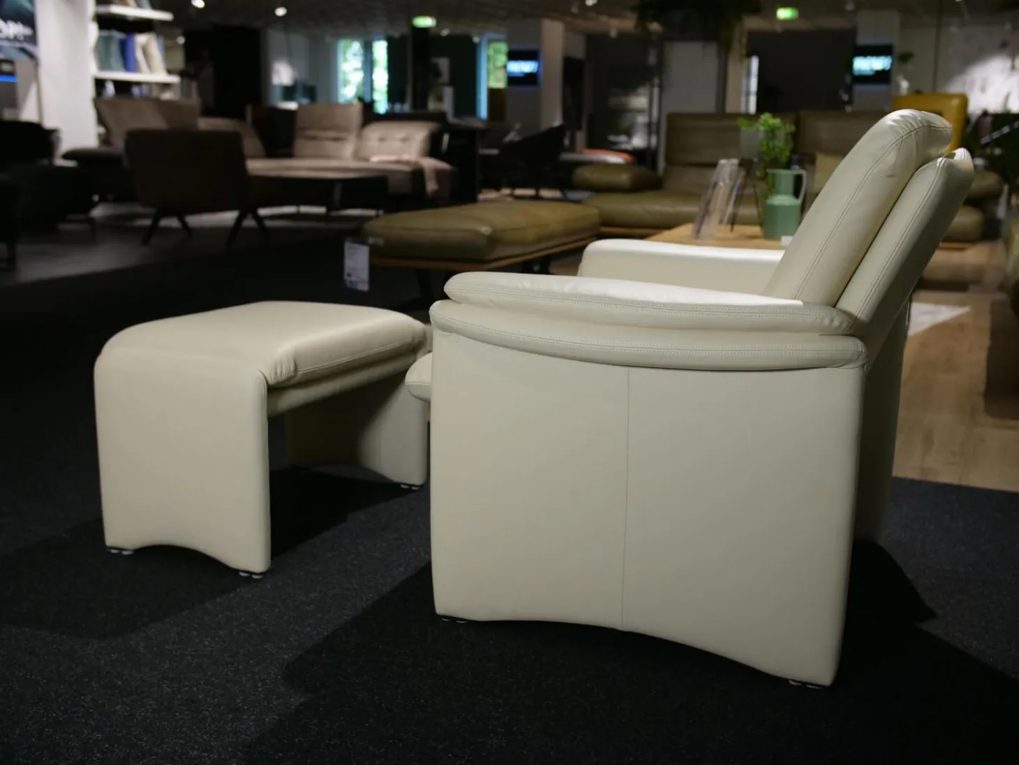 Sessel City Bezug Leder 42.310 Beige Mit Hocker