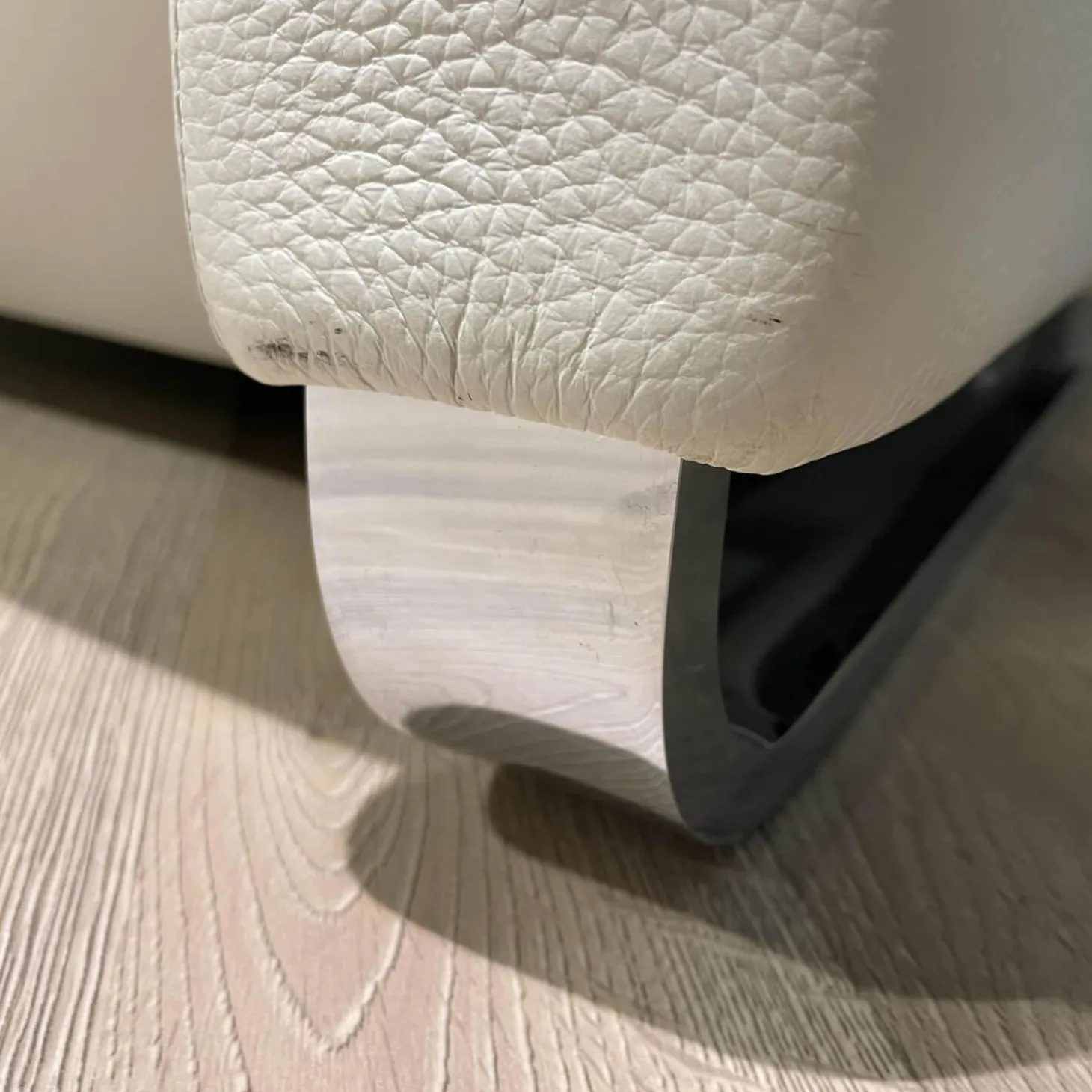 Sessel Classics 164 Leder 43.990 Weiß Kufe Metall