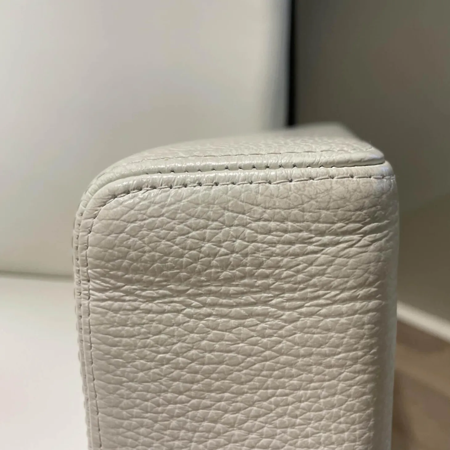 Sessel Classics 164 Leder 43.990 Weiß Kufe Metall