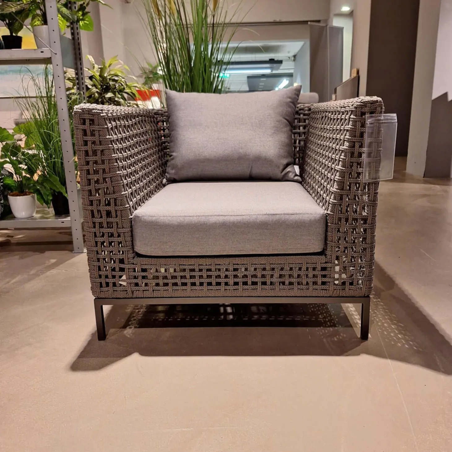 Sessel Corda Outdoor Seidengrau Kordel Platin