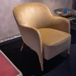 Sessel D.151.4 Bezug Stoff Kubrick K 1951 Beige Gestell Amerikanisches Nussbaumholz