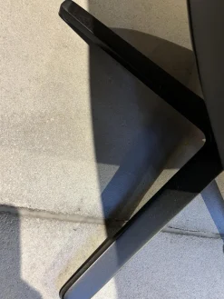 Sessel Dave Leder Normandie Schwarz Gestell Sternfuß Schwarz Matt Motorisch Verstellbar