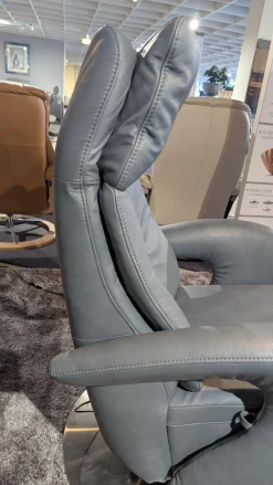 Sessel Dreamline 02 Leder Vivre Steel Grau Metall Drehteller V6 Mit Turn Und Move Funktion