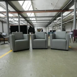 Sessel Elton 407 Bezug Leder Congress 1440 Marram Mit Sockel Und Rollen