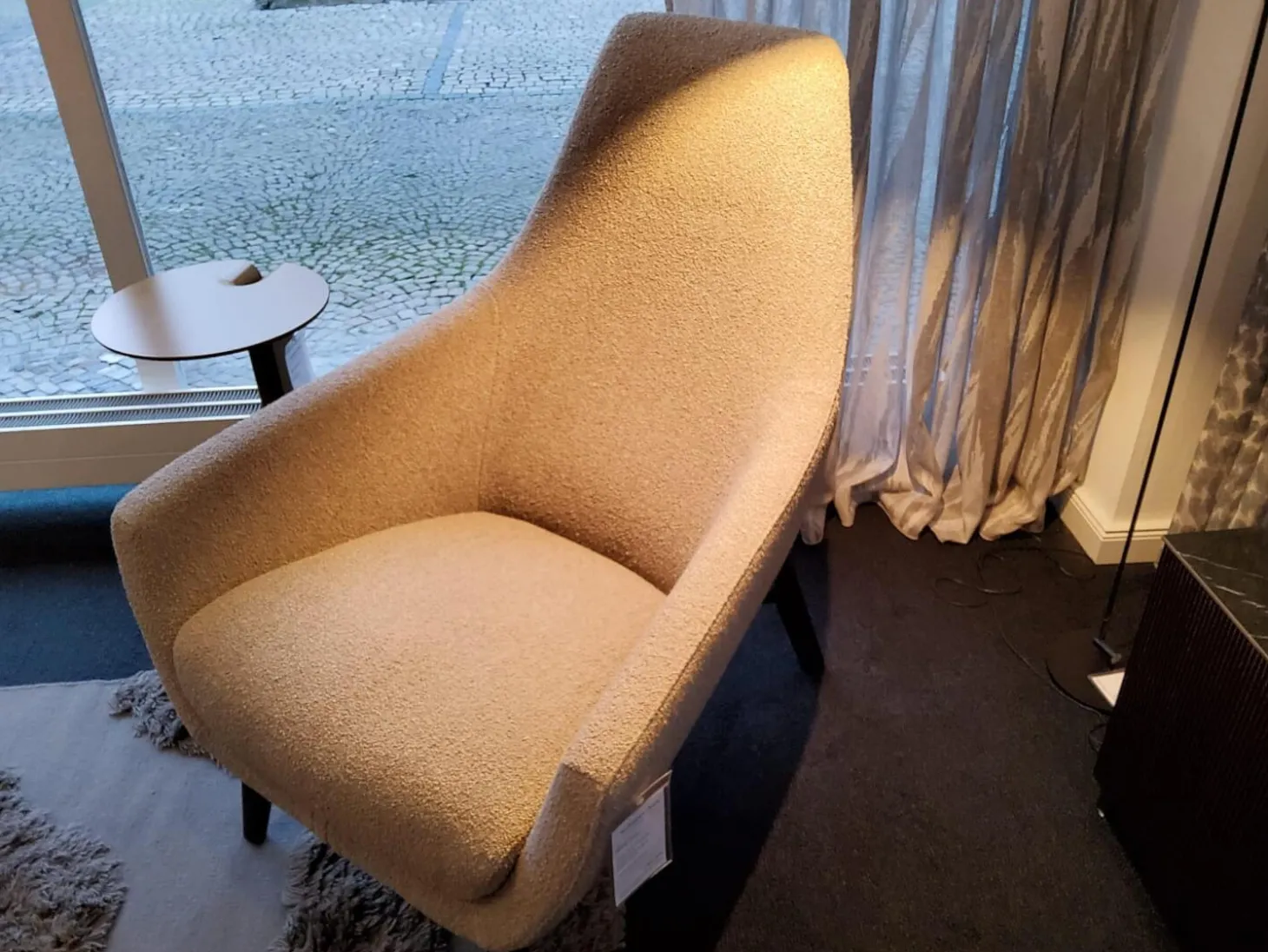 Sessel Enzo Stoff Orsetto 05 Beige Gestell Eiche Schwarz Carbon Gebeizt