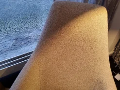 Sessel Enzo Stoff Orsetto 05 Beige Gestell Eiche Schwarz Carbon Gebeizt