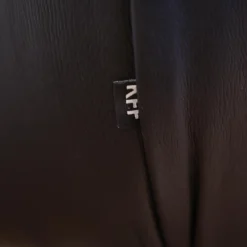 Sessel Faye Casual Lounge Leder Sauvage 8105 Schwarz Gestell Metall Schwarz M02 Mit Kunststoffgleitern Inklusive Hocker