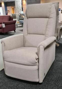 Sessel 25G 9773 Cumulus Stoff Aqua Clean Puder 1-Motorig mit Aufstehhilge