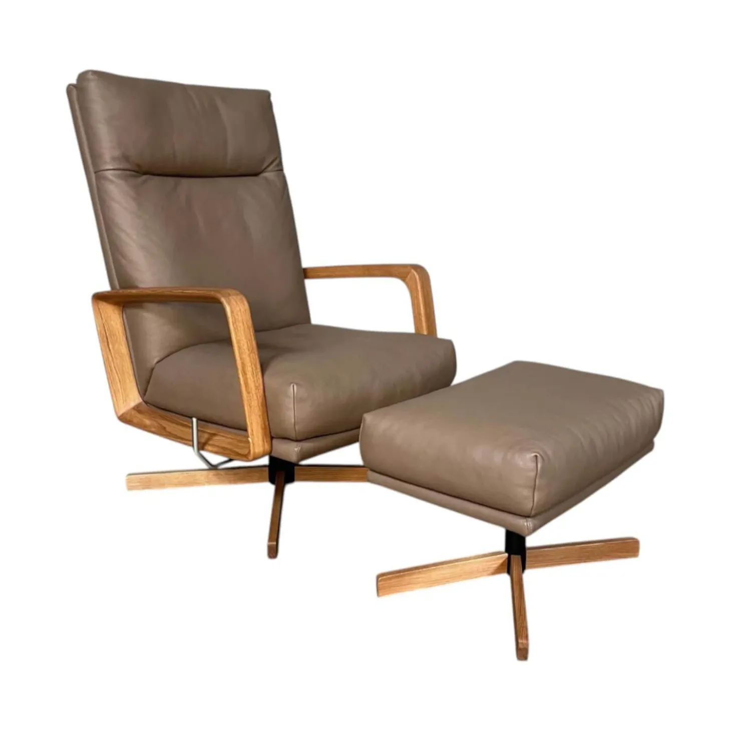 Sessel Gin Leder Prestige Walnuss Braun Gestell Eiche Massiv Geölt Inklusive Hocker