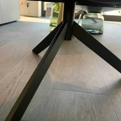 Sessel Grace Drehbar Stoff Cat.J Villa D'este 02 Grau Gestell Dunkelbraun