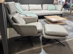 Sessel Grand Relax Leder Premium F Sand Beige Gestell Schwarz mit Ottoman