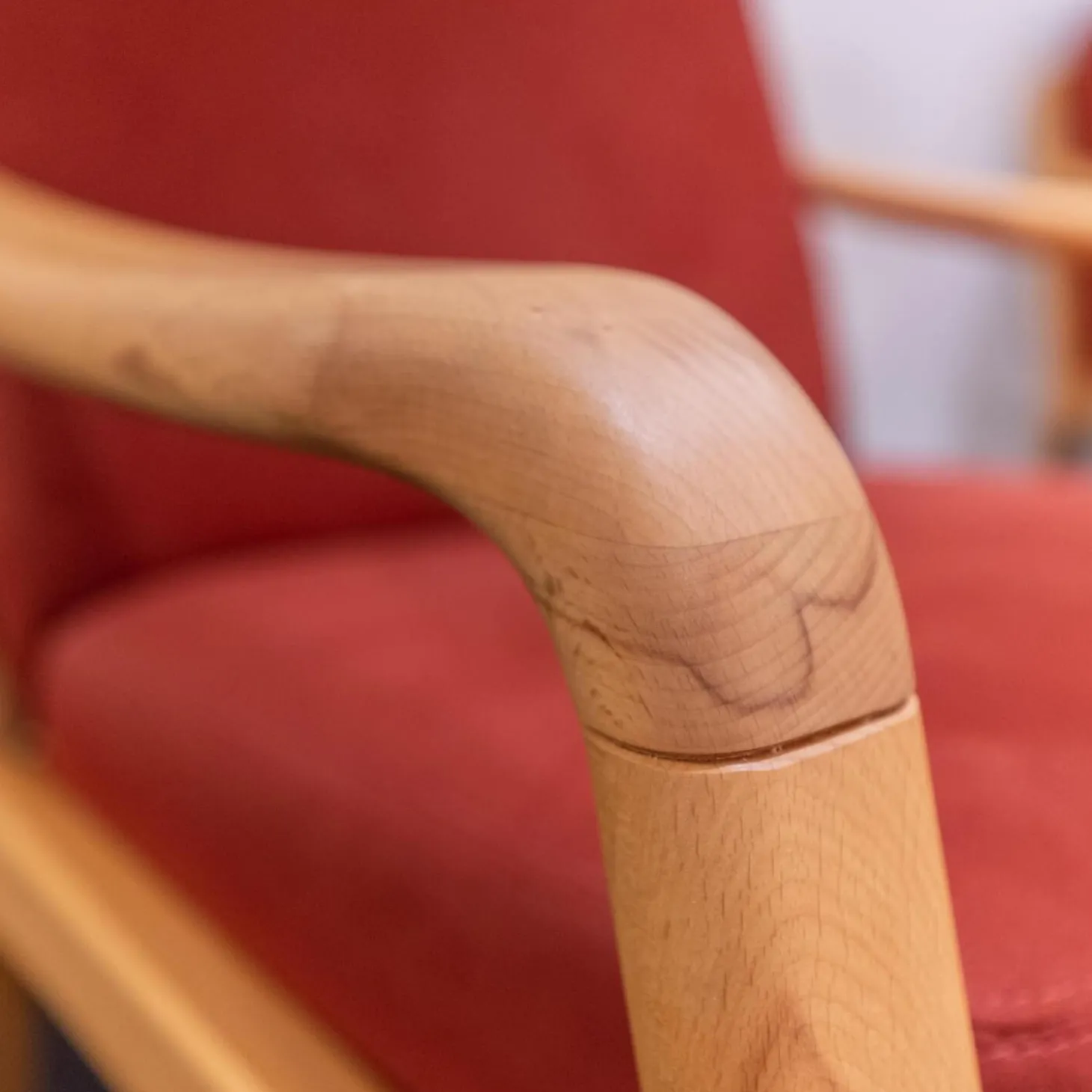 Sessel Hoch DY 1260H Stoff Comfort 0028 Rot Kernbuche Geölt