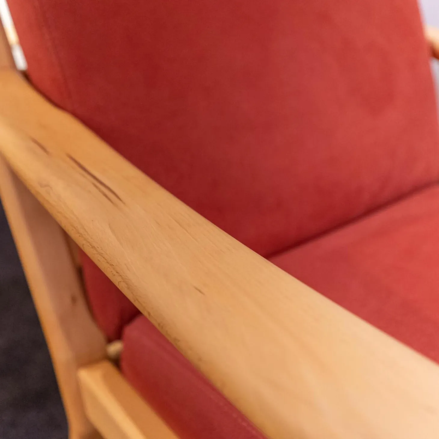 Sessel Hoch DY 1260H Stoff Comfort 0028 Rot Kernbuche Geölt