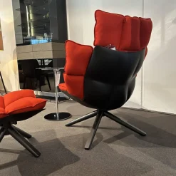 Sessel Husk Stoff Sidro Rot 2059700 Schale Untergestell Schwarz mit Hocker