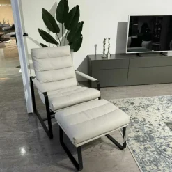 Sessel Indra Leder Senso 9050 Pampas Weiß Gestell Schwarz mit Hocker