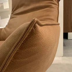 Sessel Isira Bezug Leder A-India Karme Beige Drehgestell Nickel Satiniert Inklusive Hocker