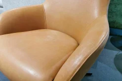 Sessel Jester Leder Rancho Brandy Hellbraun Gestell Schwarz Pulverbeschichtet mit Hocker