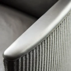 Sessel Leder Schwarz Fuß Holz Mit Messingabschluss