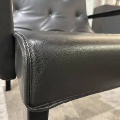 Sessel Leslie Bezug Leder Nappa Schwarz Gestell Buche Schwarz Gebeizt Mit Armteilen