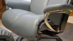 Sessel Magic M Leder Paloma Grau Gestell Signature Schwarz Inklusive Hocker