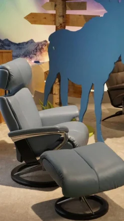 Sessel Magic M Leder Paloma Grau Gestell Signature Schwarz Inklusive Hocker