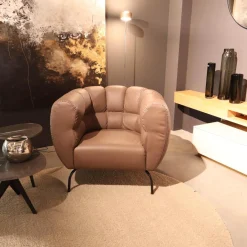 Sessel Magnolia Anilinleder 5707 0085 Pearl Braun Grau Fuß Schwarz Pulverbeschichtet