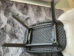 Sessel Mbrace Kissen Stoff Natura Off White Weiß Geflecht Arabica Braun Gestell Aluminium Black Pepper Schwarz Inklusive Hocker