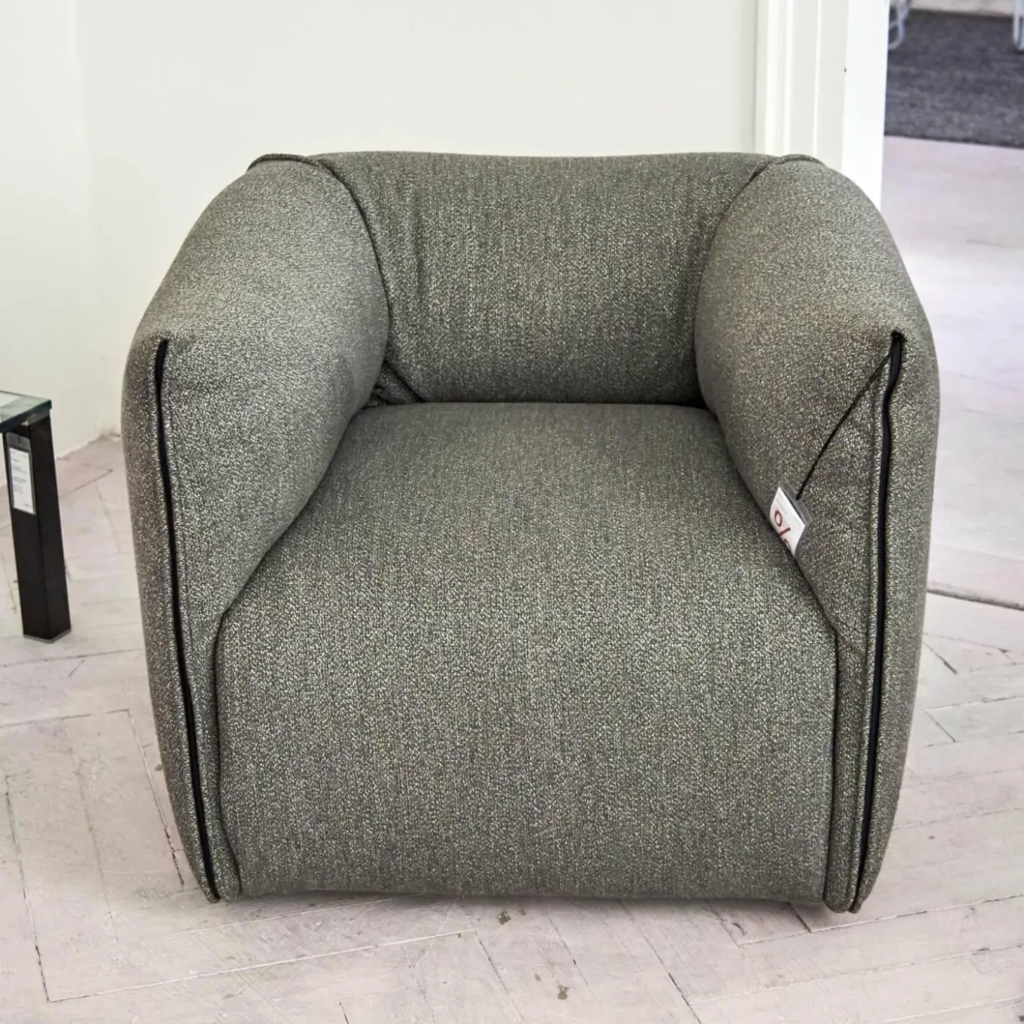 Sessel Mia Bezugsstoff Dune Grau Basis Drehbar Mit Rückholmechanismus