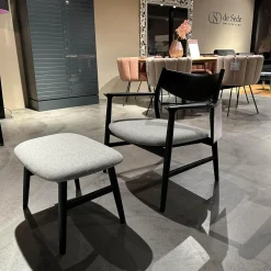 Sessel Mit Hocker Kamuy Stoff Tonica Grau Gestell Eiche Schwarz