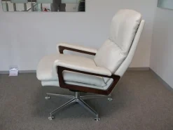 Sessel Mit Hocker WK 631 Kingchair Niedrig Bezug Leder Rustica 70239 White Untergestell Aluminium Poliert