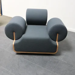 Sessel MVPHE Bezug Stoff Kvadrat Tonus 4 615 Anthrazit Gestell Buche Furniert