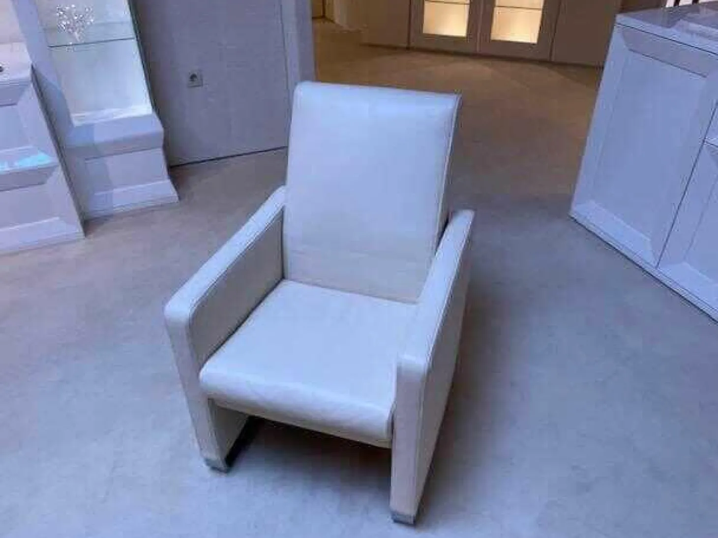 Sessel Navy JR 4080 Mobil Leder Celia Pearl Kufe Chrom