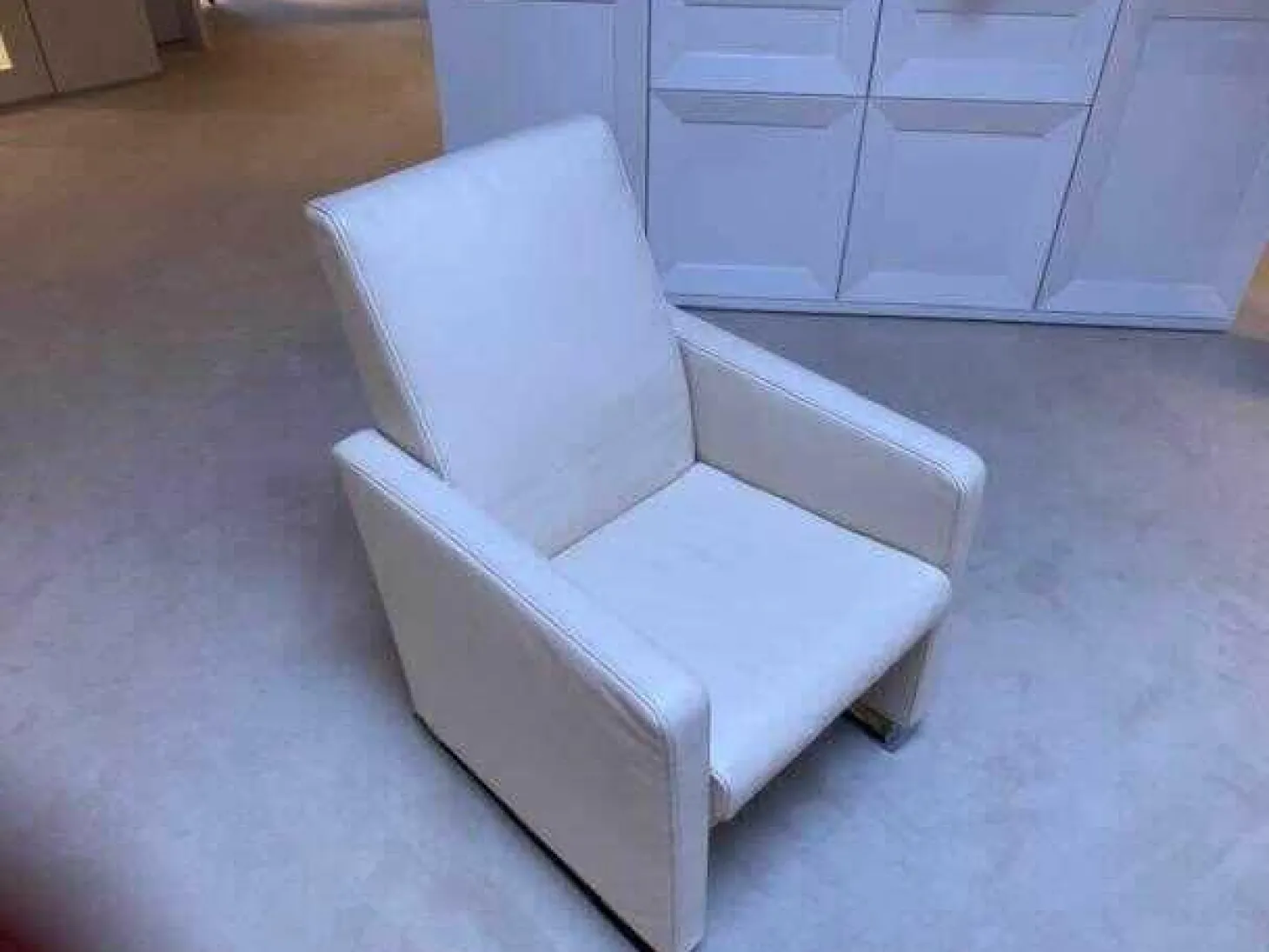 Sessel Navy JR 4080 Mobil Leder Celia Pearl Kufe Chrom