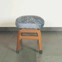 Sessel Ortiga Stoff Timo Blau Gestell Canaletto Nussbaum Leder Kordel Tabak mit Hocker