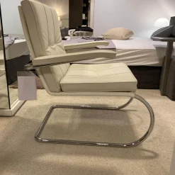 Sessel Rügenberg Leder Creme Weiß Chrom mit Armlehne