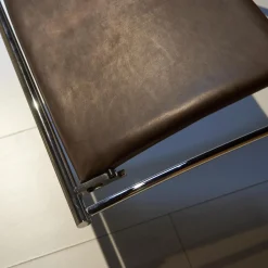 Sessel Rocky Leder Gascogne Braun Gestell Metall Chrom