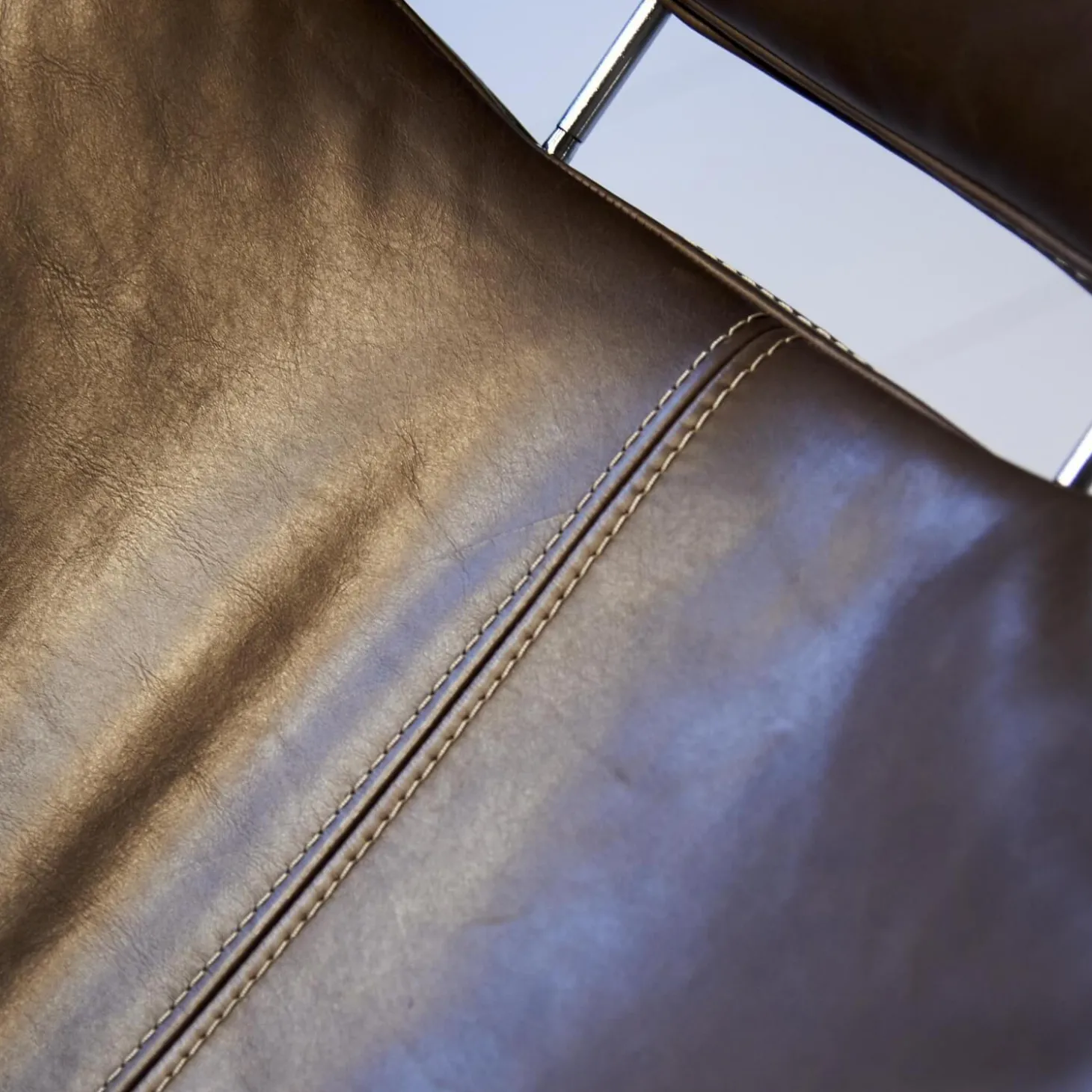 Sessel Rocky Leder Gascogne Braun Gestell Metall Chrom