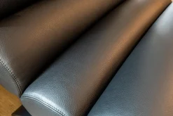 Sessel Sinus Leder 286 Schwarz Metall Gestell Schwarz Pulverbeschichtet Mit Hocker Sinus Leder 286