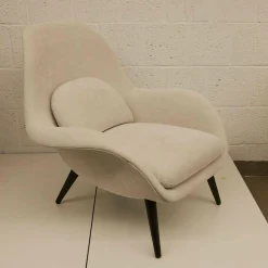 Sessel Swoon Lounge Stoff Maple 102 Creme Holz Schwarz Lackiert