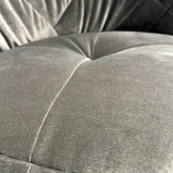 Sessel Teratai aus Stoff 66 8480 Eisgrau Tellerfuß Teilpoliert Inklusive Hocker