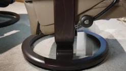 Sessel View M Leder Batick Mole Braun Gestell Classic Wenge Gebeizt Inklusive Hocker