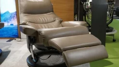 Sessel View M Leder Batick Mole Braun Füße Classic Wenge Gebeizt Mit Power Leg And Back