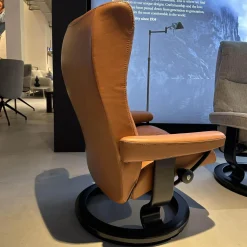 Sessel Wing M Classic Bezug Leder Paloma New Cognac Braun Gestell Schwarz