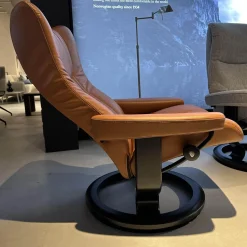 Sessel Wing M Classic Bezug Leder Paloma New Cognac Braun Gestell Schwarz