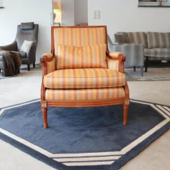 Sichtholzsessel Lafayette 756 Stoff Gelb Orange Rot Gestell Kirschbaum