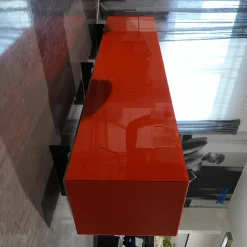 Sideboard Alea Lack Blutorange Rahmengestell und Griffleisten Alu Schwarz Matt