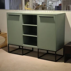 Sideboard Biella Front Lack L460 Salbeigrün Satin Korpus K190 Lavaschwarz